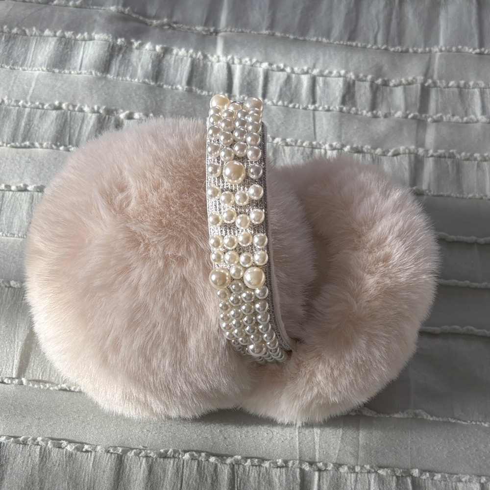 Elegant Pearl Embellished Headband earmuffs